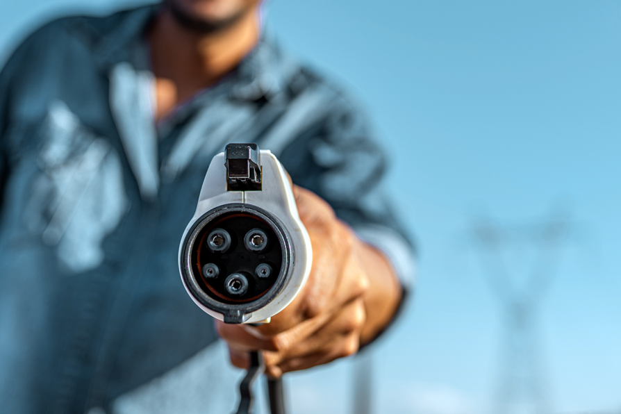 Sarj İstasyonu İşi Hareketlendi